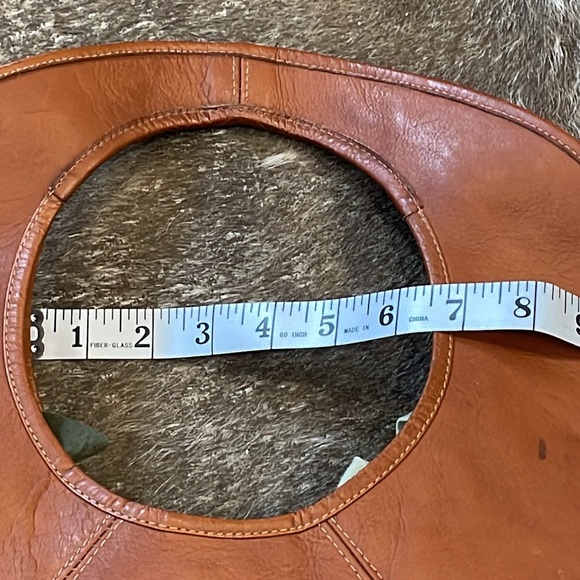 Egg/Moon Purse Leather from Columbia Vintage - Picture 13 of 13